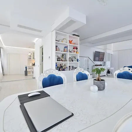 D&d Asmita Appartement *