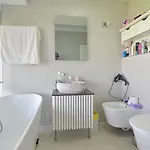 D&d Asmita Bucureşti